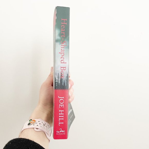 ✨ NWT Heart Shaped Box Soft Cover Novel | Joe Hill - Picture 3 of 4